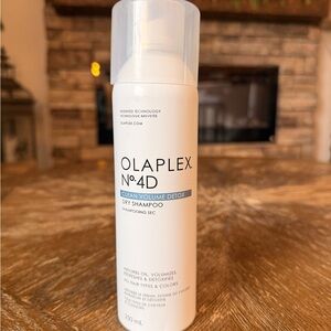 Olaplex No.4D Clean Volume Detox Dry Shampoo 250ml Hair Care
